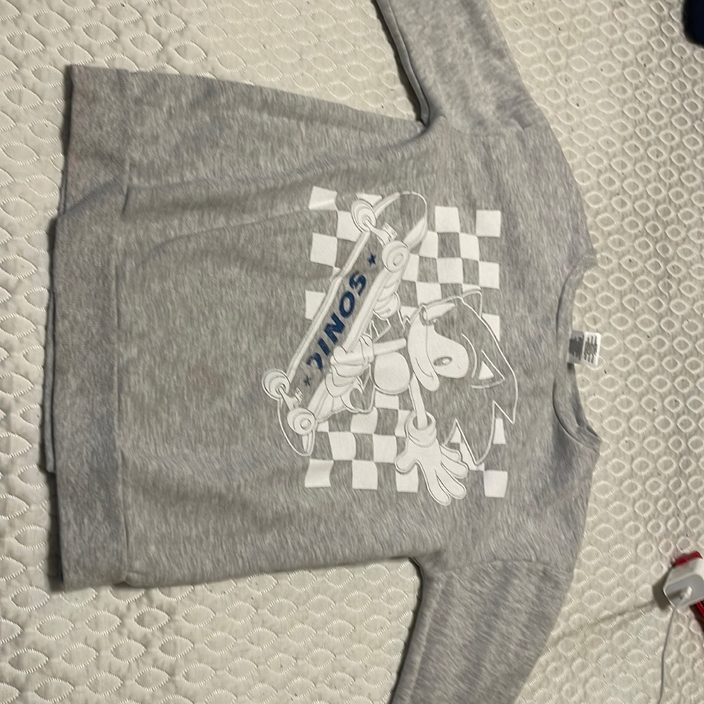 Sonic sweater